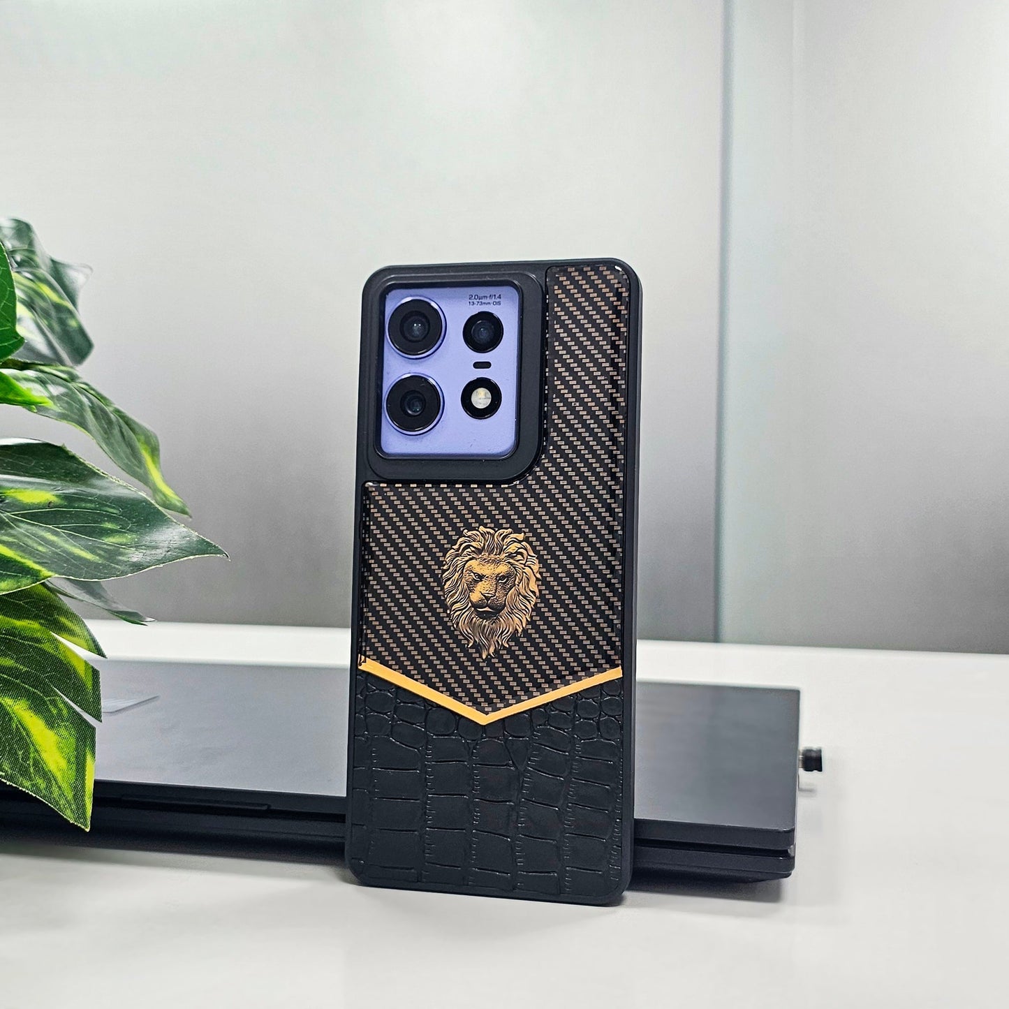 Motorola Edge 50 Pro 5G Luxury Lion Pattern Leather And Liquid Silicone Case